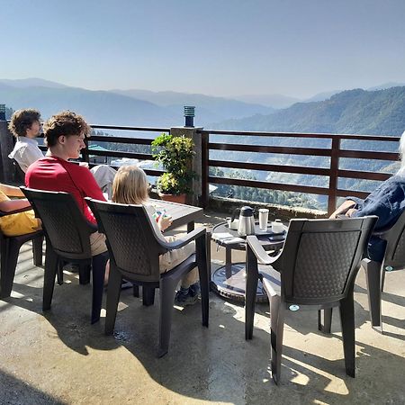 Mountain And Peace Apartment Шимла Екстериор снимка
