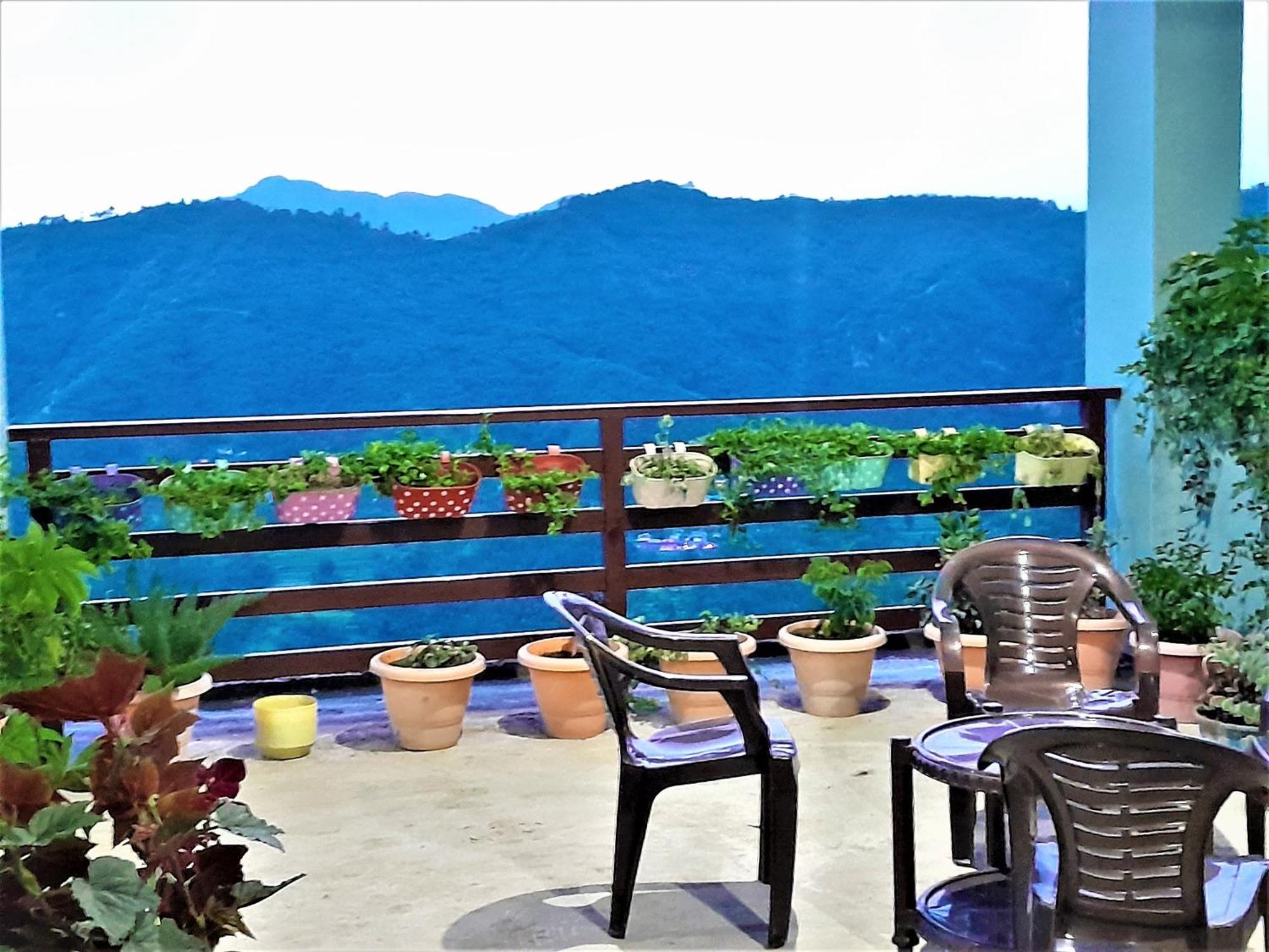 Mountain And Peace Apartment Шимла Екстериор снимка