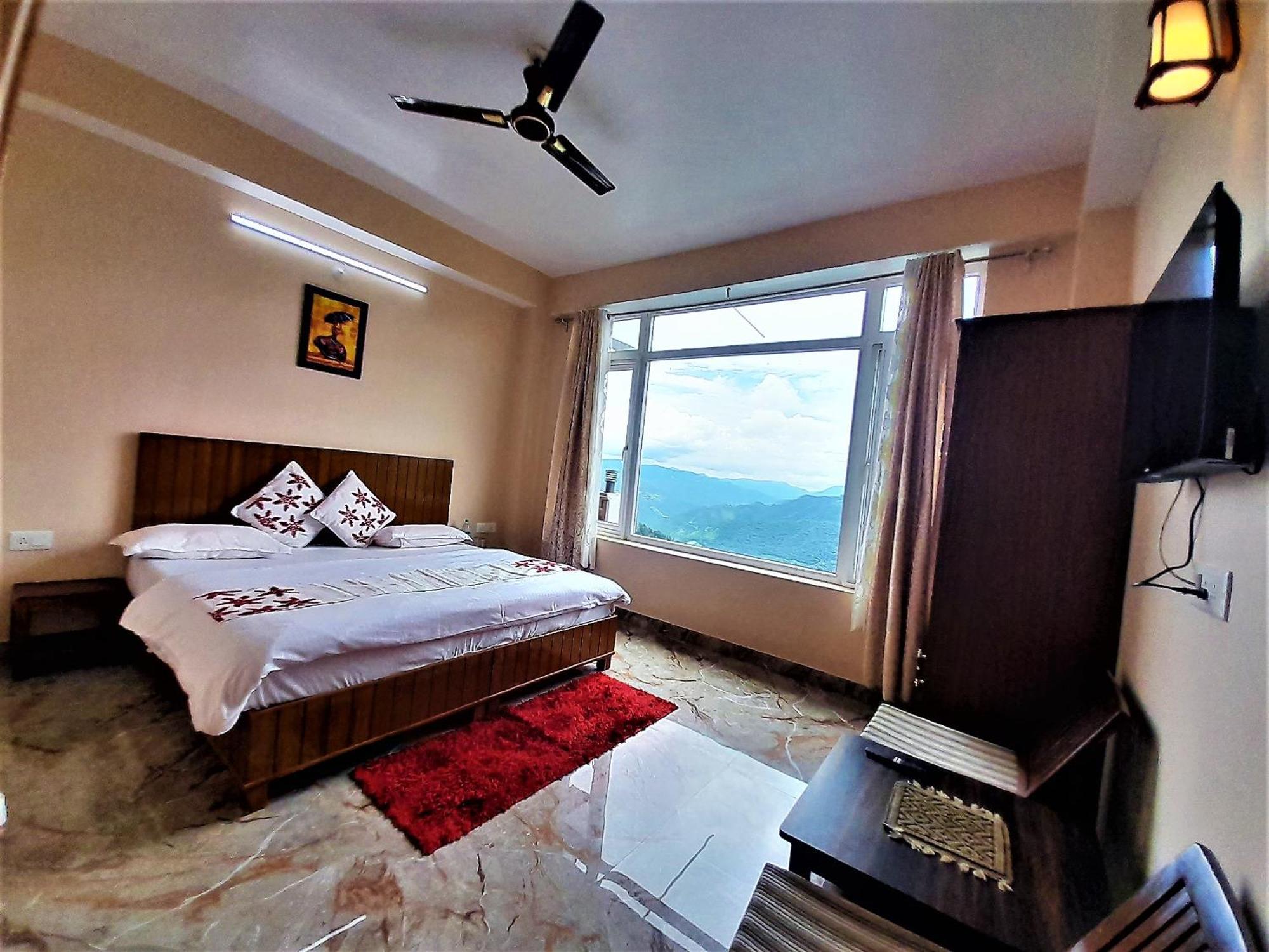 Mountain And Peace Apartment Шимла Екстериор снимка